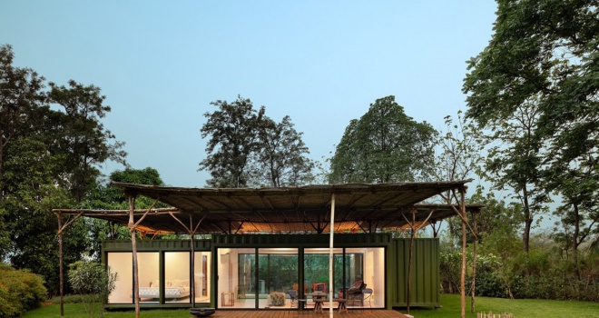 Những container vận chuyển được tái hiện thành nơi nghỉ dưỡng trang trại đầy phong cách ở Ấn Độ